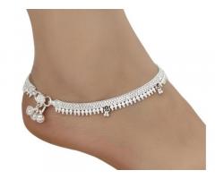 AanyaCentric Silver Plated Alloy Anklets Payal Pair ACIA0047